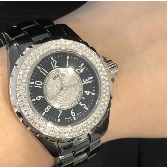 CHANEL WATCH - Picture 3 of 16